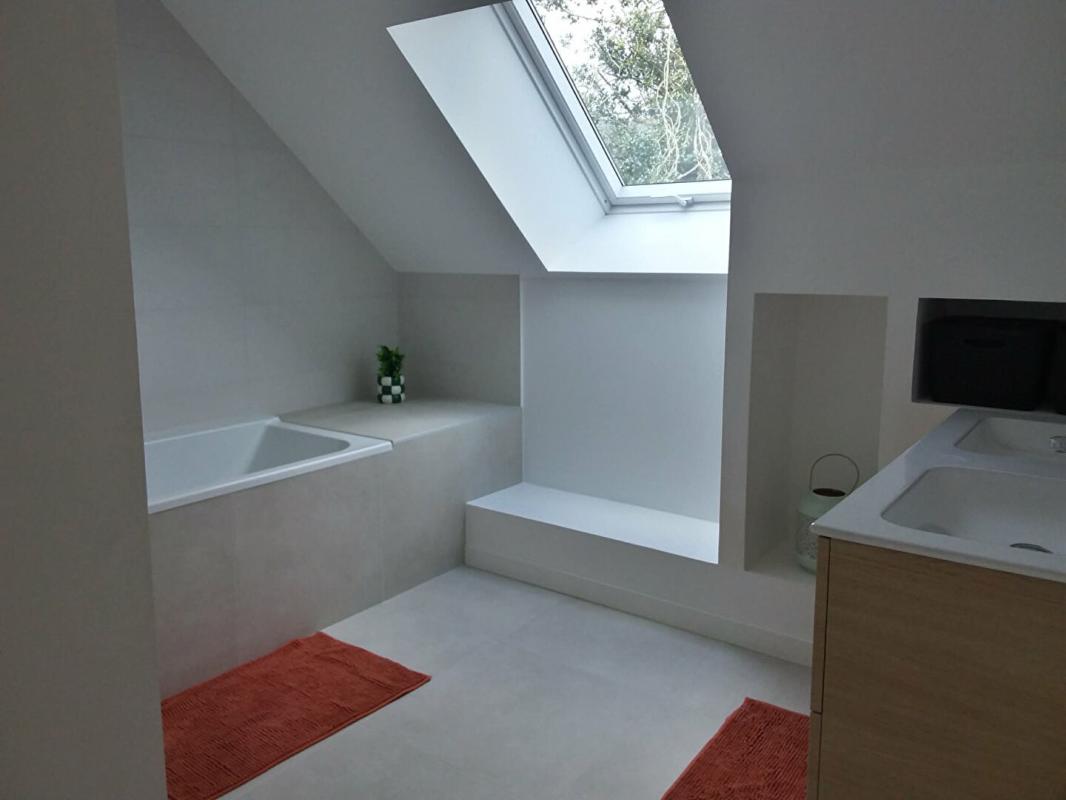 ELVEN Maison Elven 8 pièces  209 m2 en campagne 9