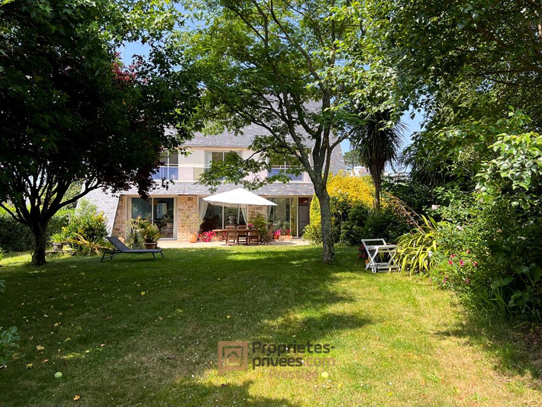 COMBRIT Sainte Marine, Maison 162m2, grand jardin, accès plage 1