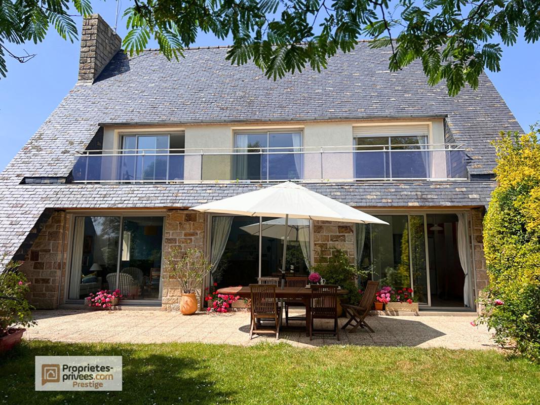 COMBRIT Sainte Marine, Maison 162m2, grand jardin, accès plage 2