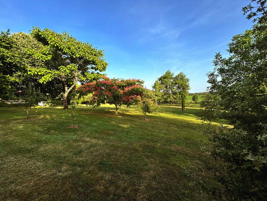 ALLEMANS Maison Avec Piscine Allemans 8 pièce(s) 205 m2 15