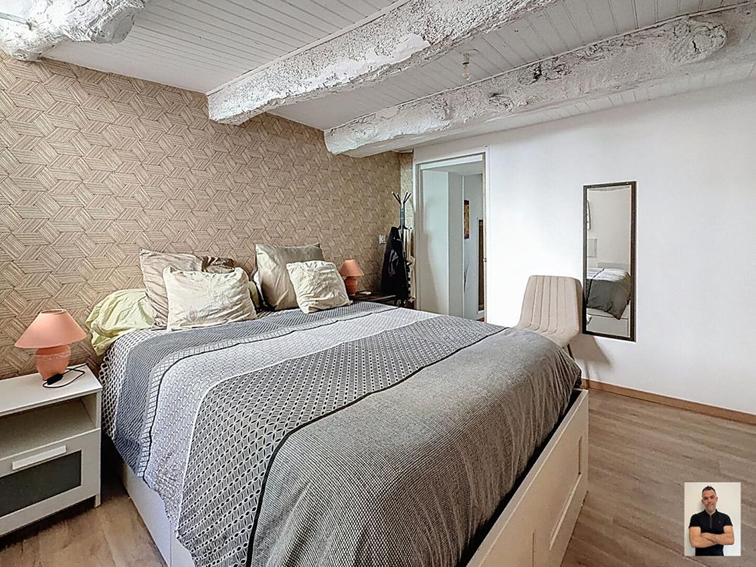 MONTAGNAC-MONTPEZAT Appartement Montagnac Montpezat 2 pièce(s) 34 m2 3