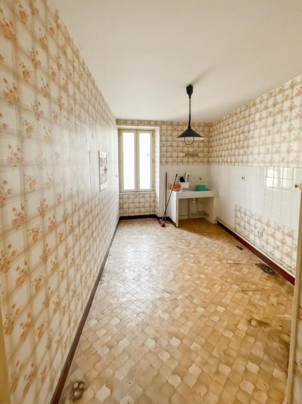 BRIVES Ensemble immobilier avec fort potentiel à Brives, Idéal investisseur ! 10