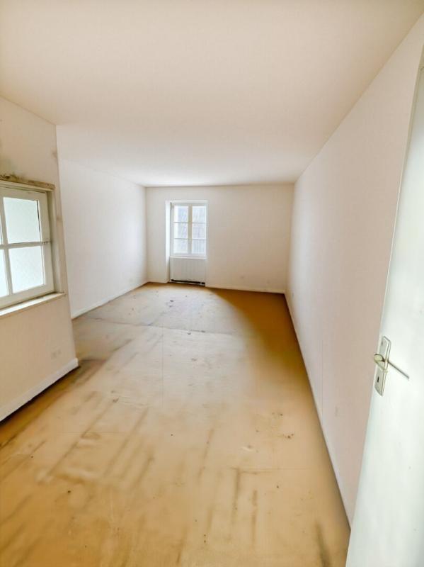 BRIVES Ensemble immobilier avec fort potentiel à Brives, Idéal investisseur ! 12