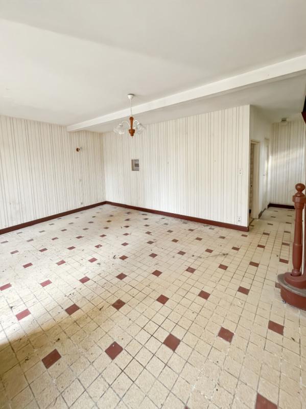 BRIVES Ensemble immobilier avec fort potentiel à Brives, Idéal investisseur ! 8