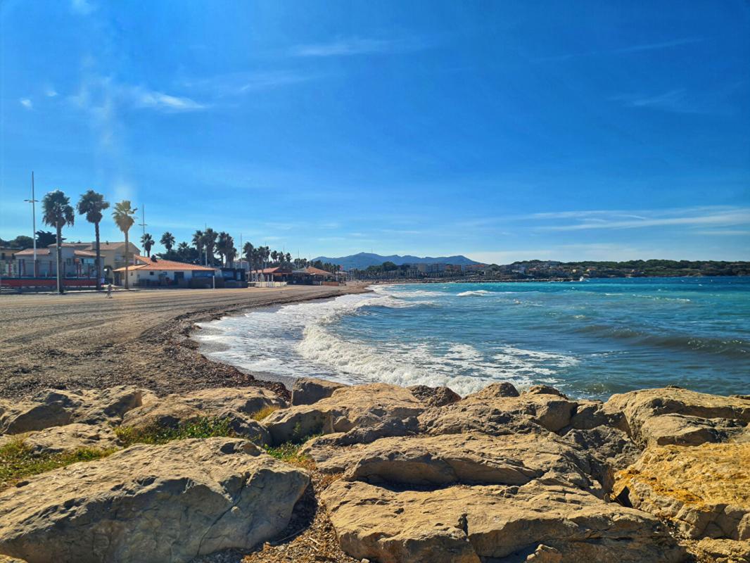 SIX-FOURS-LES-PLAGES VILLA T4 PROCHE PLAGES ET COMMERCES 1