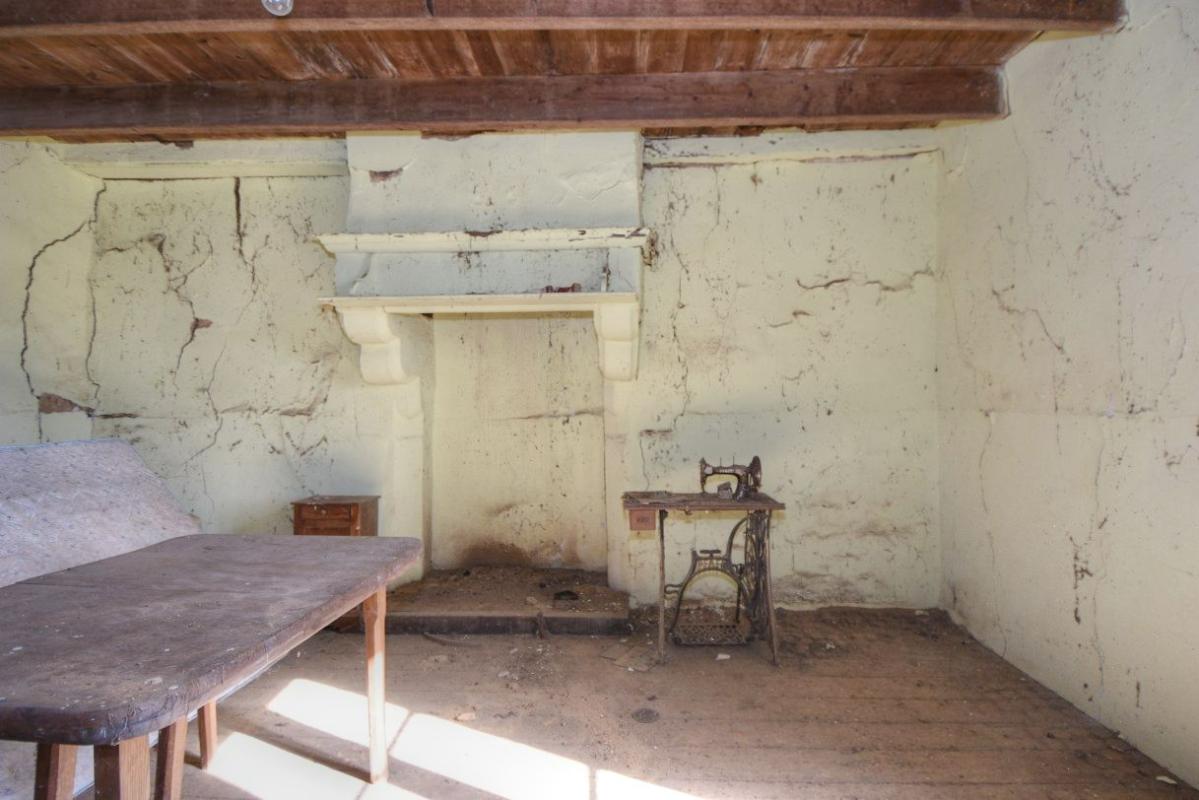 TREGUIER Corps de ferme à restaurer sur terrain de 9 000 m2 13