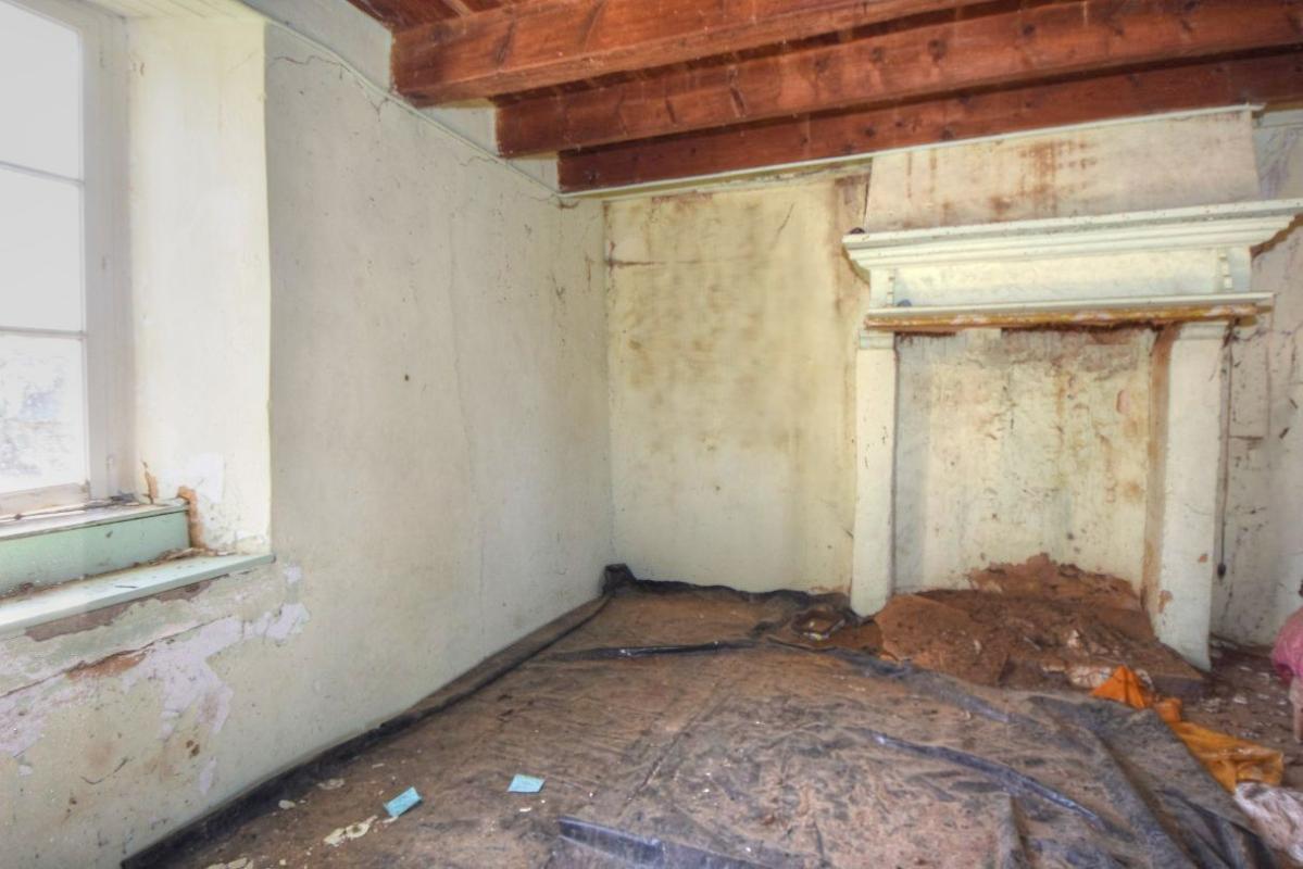 TREGUIER Corps de ferme à restaurer sur terrain de 9 000 m2 15