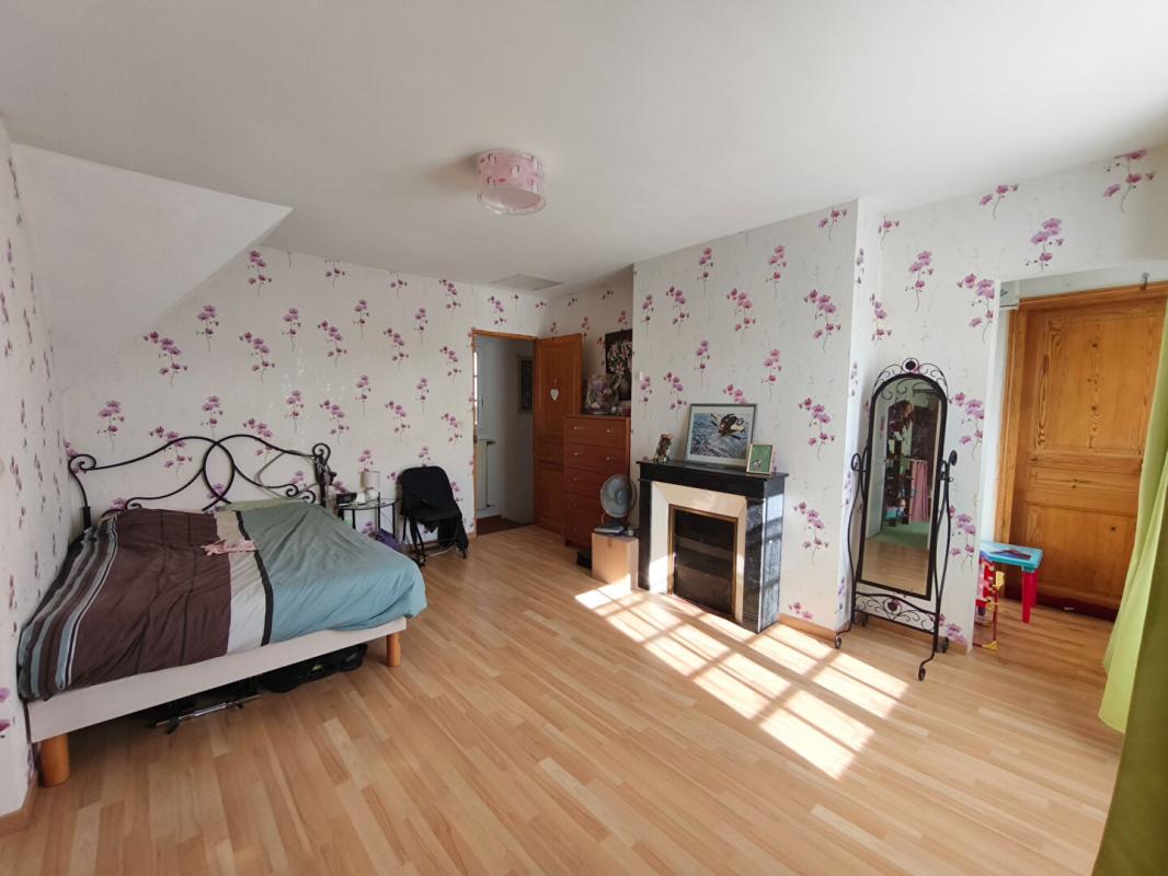 GUNY Maison Guny 5 pièce(s) 151 m2 7