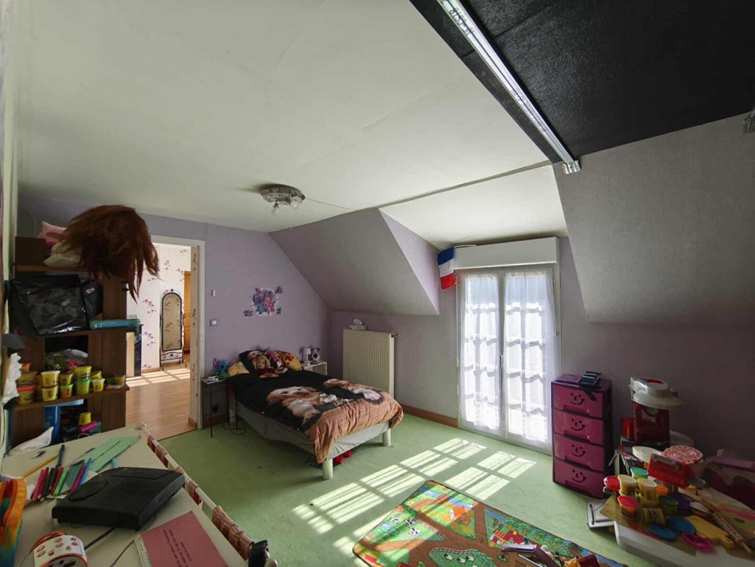 GUNY Maison Guny 5 pièce(s) 151 m2 9