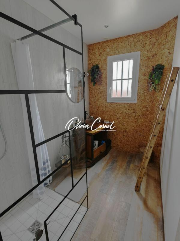 SAINT-DENIS-D'AUTHOU Pavillon récent 117 m2 proche THIRON-GARDAIS 12