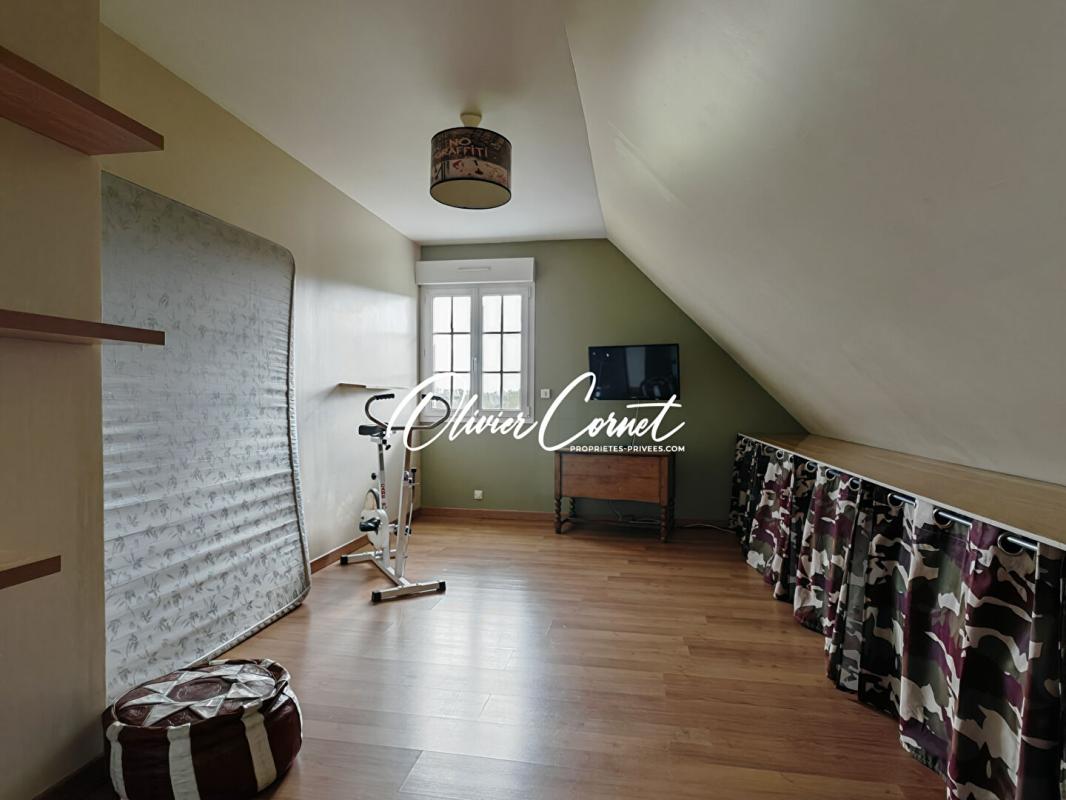 SAINT-DENIS-D'AUTHOU Pavillon récent 117 m2 proche THIRON-GARDAIS 16