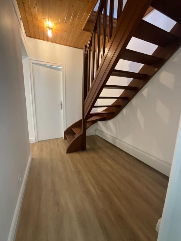 SAINT-VALERY-EN-CAUX Appartement  duplex à St Valery En Caux - 81 m² - 12