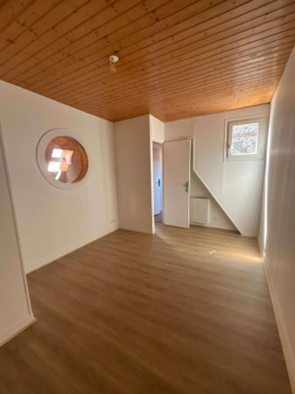 SAINT-VALERY-EN-CAUX Appartement  duplex à St Valery En Caux - 81 m² - 14