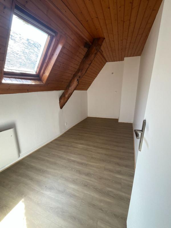 SAINT-VALERY-EN-CAUX Appartement  duplex à St Valery En Caux - 81 m² - 16