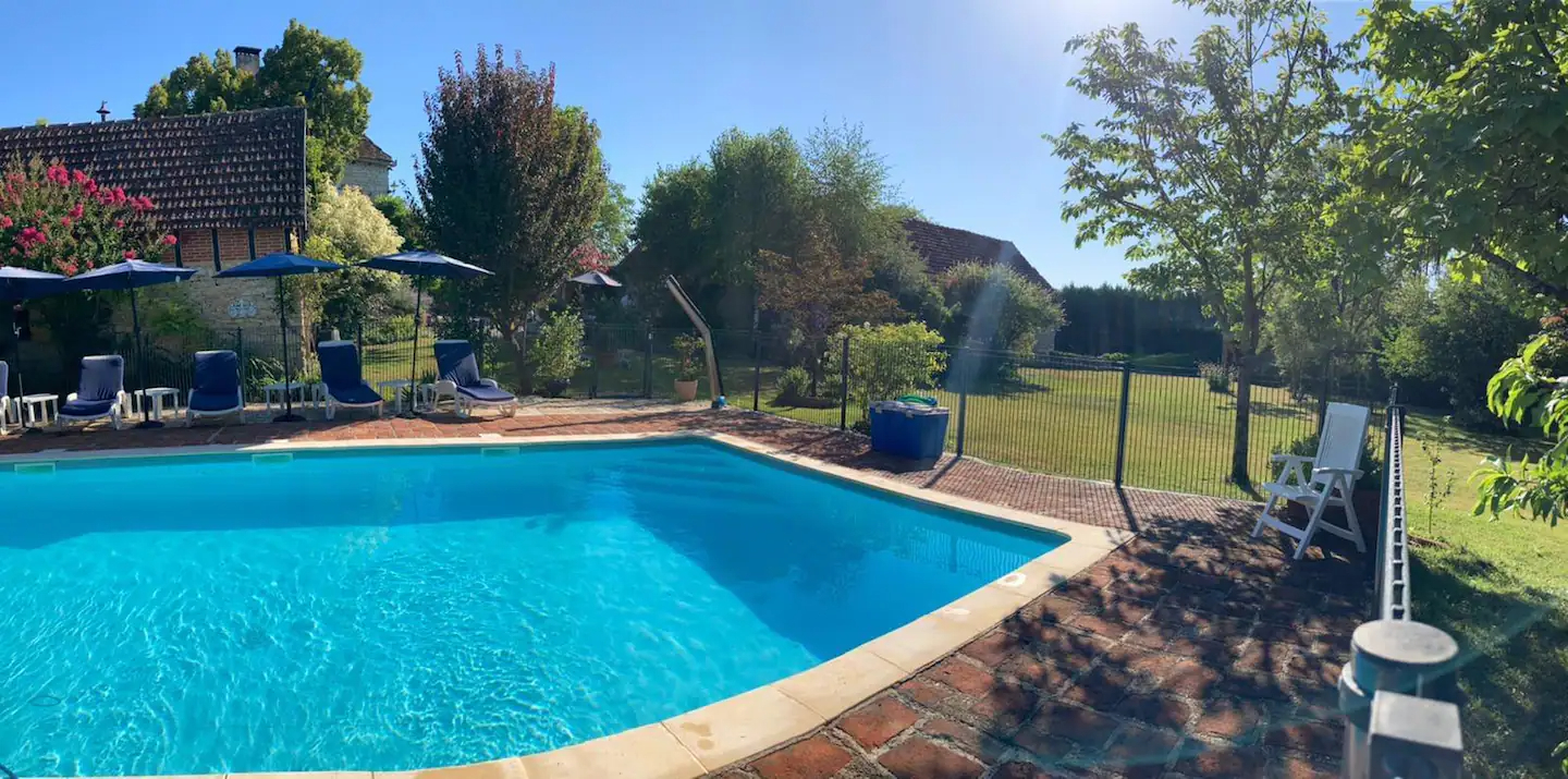 CAVAGNAC PROPRIÉTÉ  TOURISTIQUE DE CHARME -12 PIÈCES - PISCINE -TERRAIN DE 3245 m² -IDÉALE PROJET TOURISTIQUE OU RÉSIDENTIEL 7