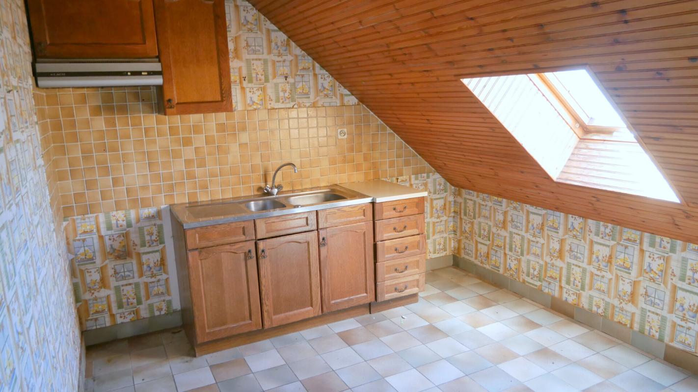 SAINT-NAZAIRE Maison à rénover - 208 m² avec dépendances sur 2100 m² de terrain - Proche commerces et écoles 3