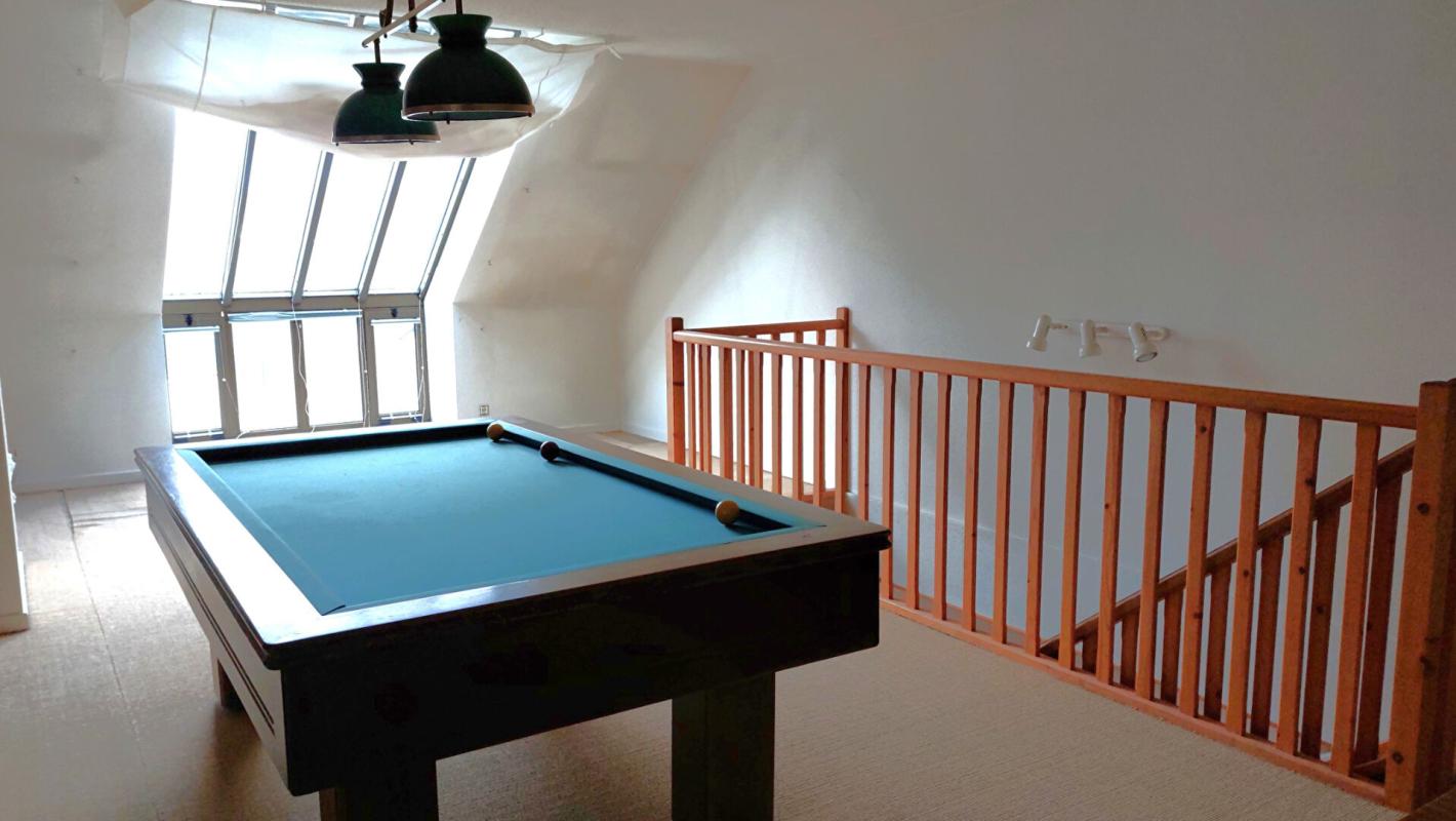 POLAINCOURT-ET-CLAIREFONTAINE Maison Polaincourt Et Clairefont 10 pièce(s) 331 m2 jardin, piscine 9