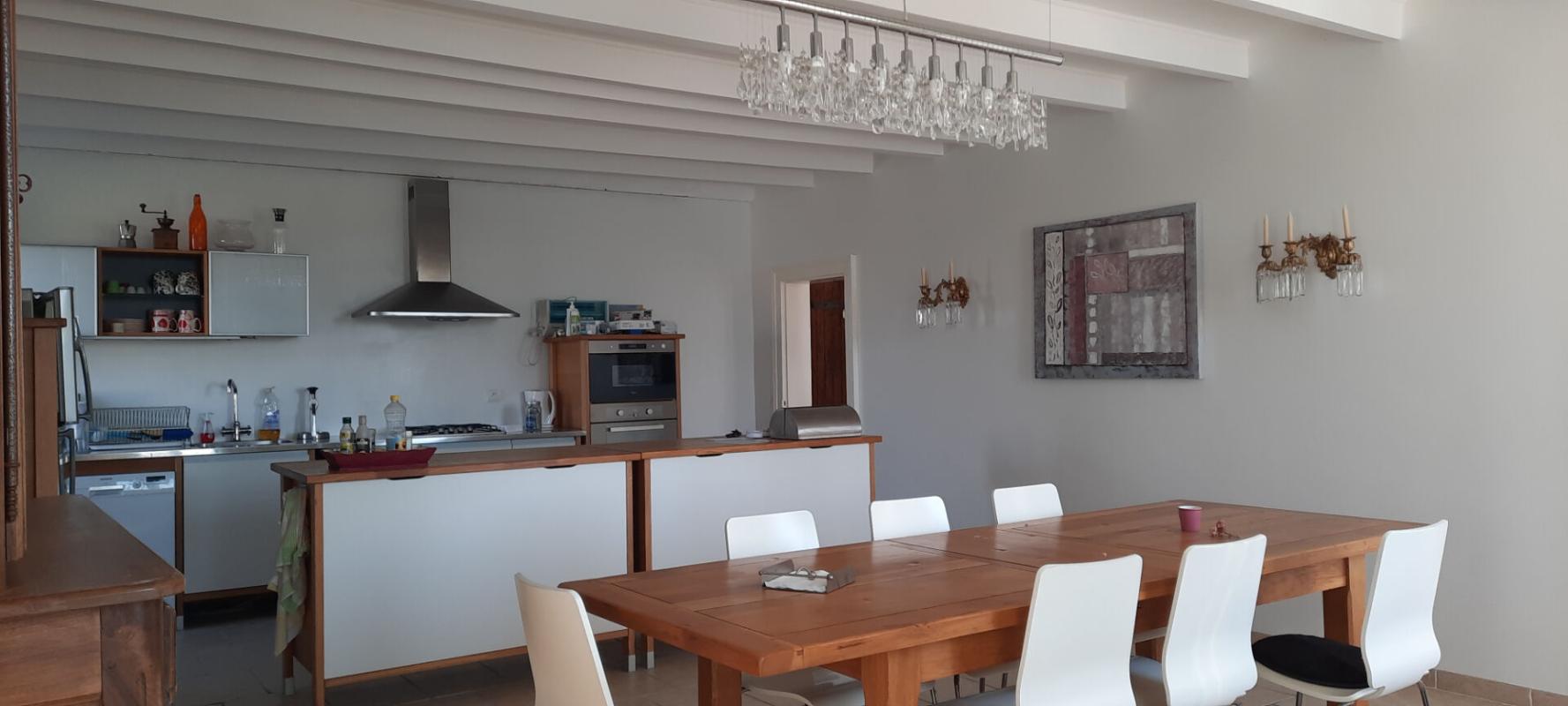 NIEUL-LE-VIROUIL Charentaise rénovée, dépendances et piscine 5