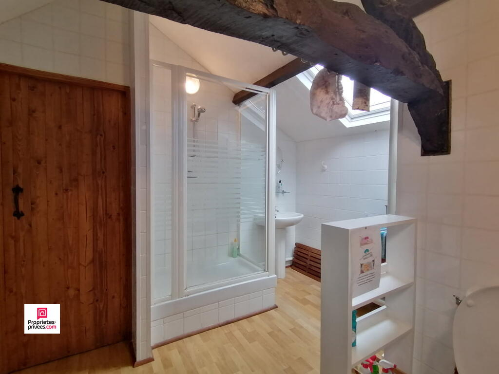 RANES RANES (61) Longère Normande à colombages ( vendue entièrement meublée et équipée), 135 m2 environ, 6 pièces, 3 (possible 4) chambres, PRIX  241 500 , honoraires 5% inclus à la charge de l'acquéreur soit 230 000 hors honoraires 16