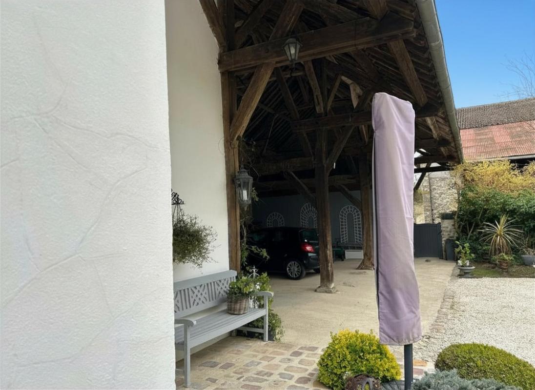 PROVINS Maison Provins 7 pièce(s) 4 Chambres 270 000 5