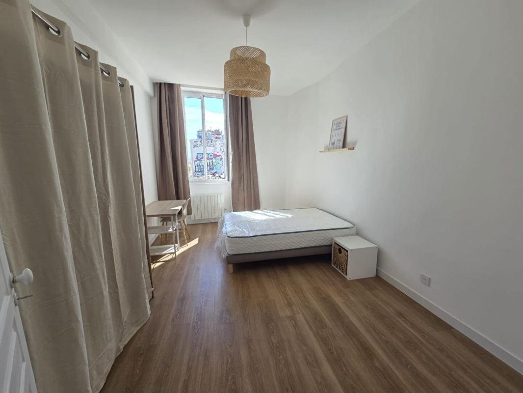 MARSEILLE-6E-ARRONDISSEMENT COLOCATION DE 4 CHAMBRES Cours Lieutaud 13006 2