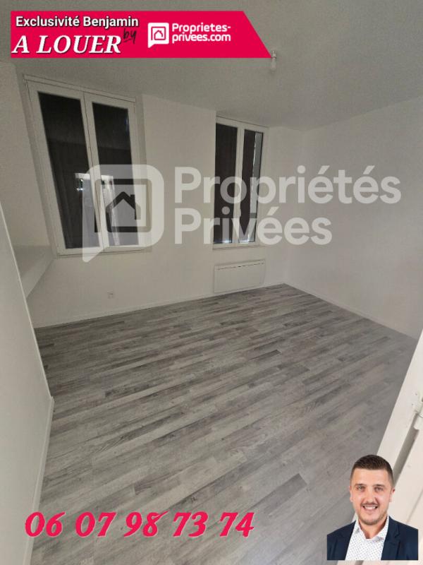 HIRSON Appartement Hirson 2 pièce(s) 52.8 m2 5