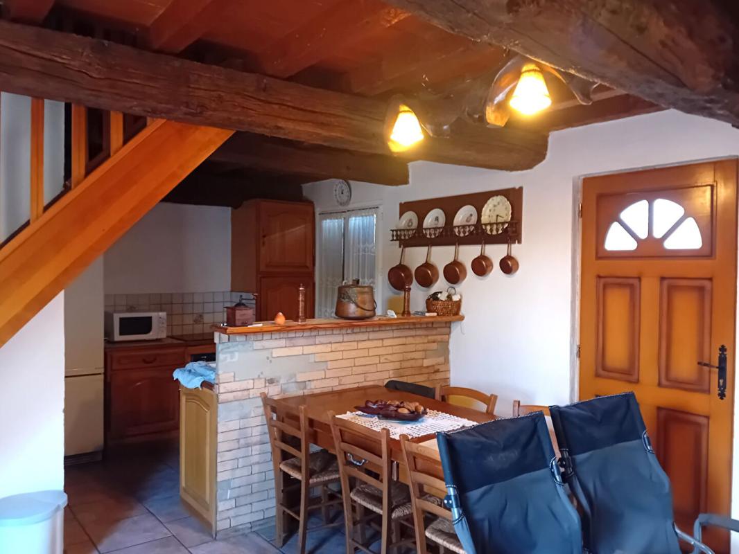 CONCOTS Maison  6 pièces 120 m2 dépendances 15