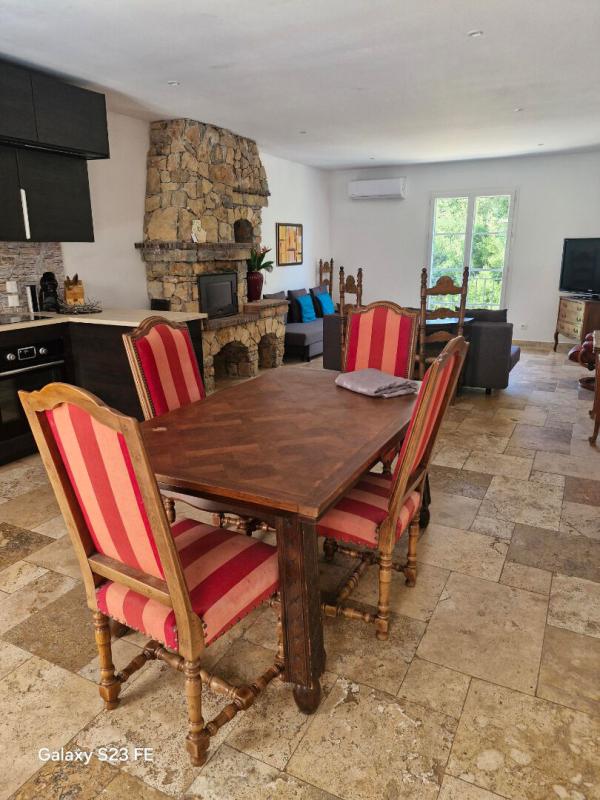 LE THORONET Au Thoronet Maison de 2019 7 pièce(s) 167 m2, terrain 600m², piscine-chauffée 11