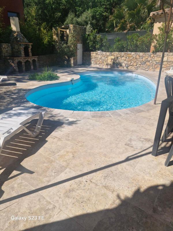 LE THORONET Au Thoronet Maison de 2019 7 pièce(s) 167 m2, terrain 600m², piscine-chauffée 2