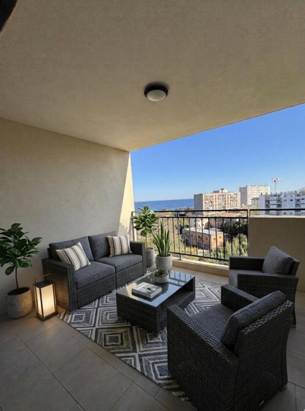 BASTIA -BASTIA- APPARTEMENT T2  MEUBLE -TERRASSE 10M² VUE MER 1