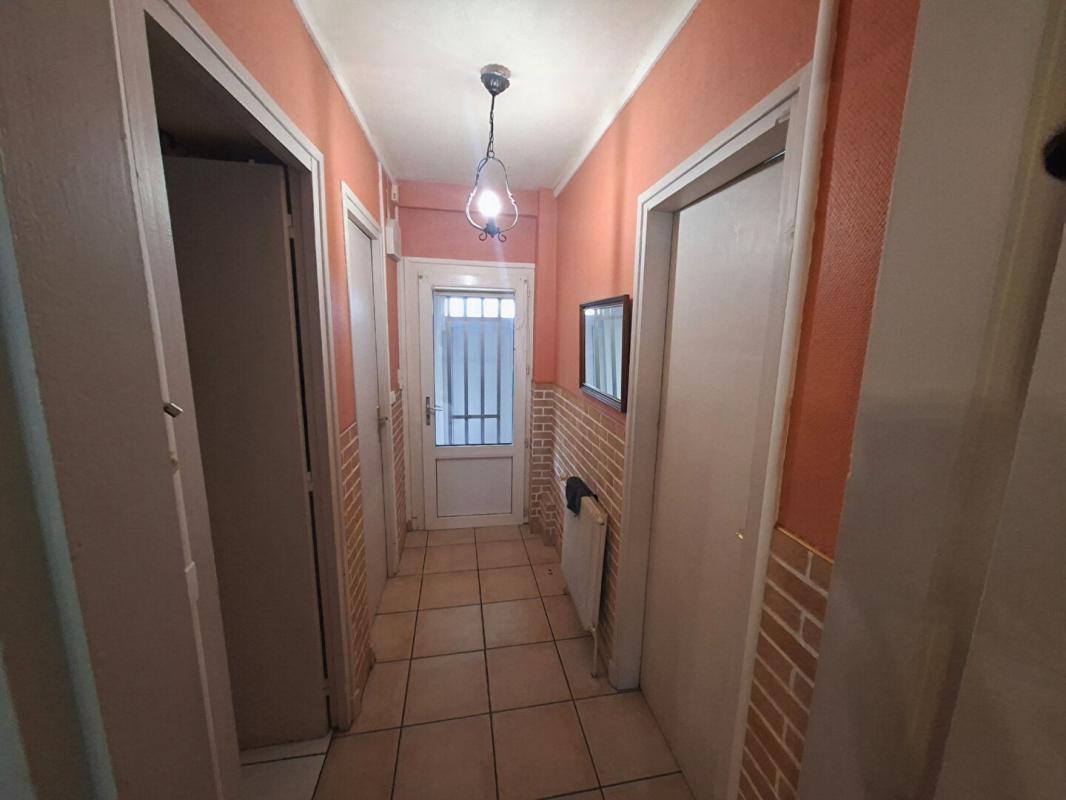 OISSEL Maison Oissel 6 pièce(s) 81 m2 1