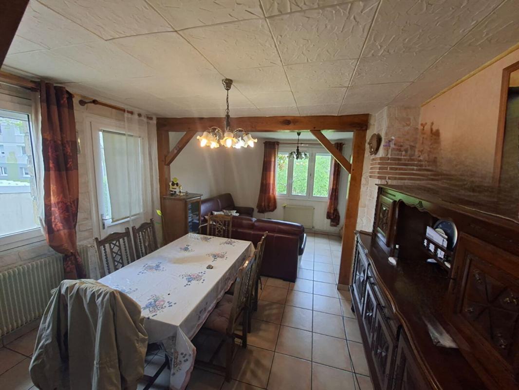 OISSEL Maison Oissel 6 pièce(s) 81 m2 4