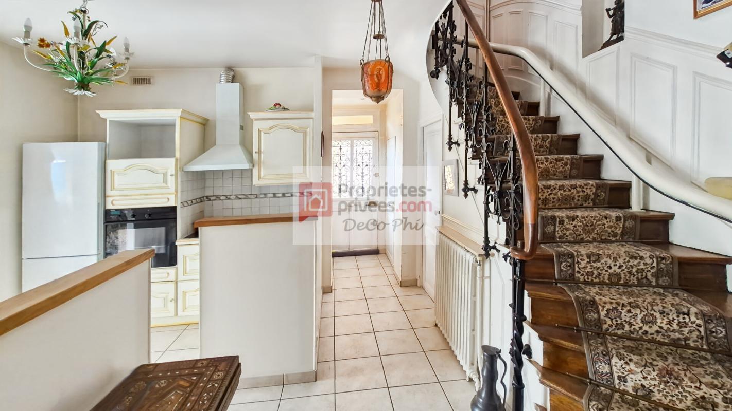 VILLE-D'AVRAY Maison 5 pièces - véranda orientée sud - Ville d'Avray 11