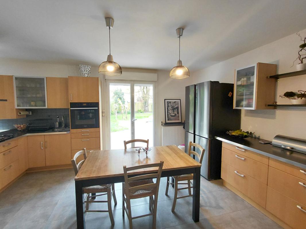 LE CELLIER Jolie maison de 150m² habitables 6