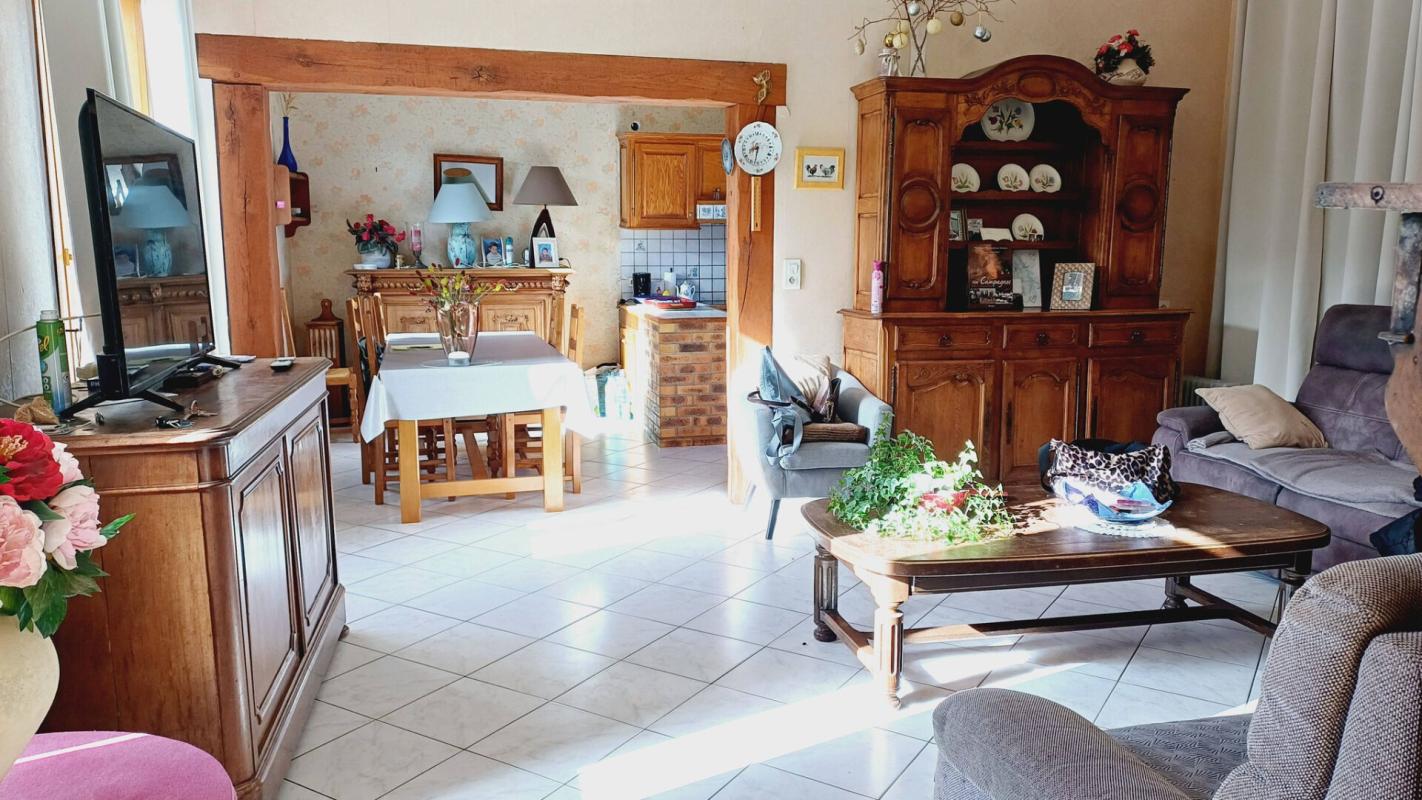 NOYON CORPS DE FERME 2