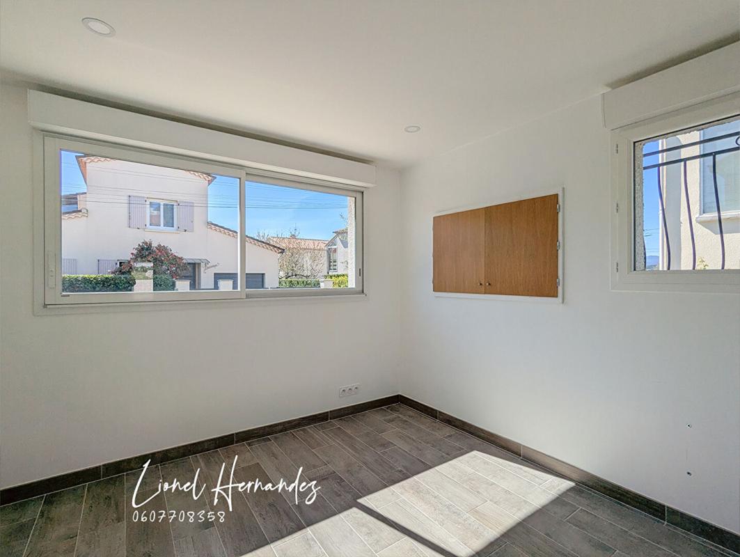 ALES Alès centre : Maison individuelle de 197m² avec 5 chambres et piscine 6