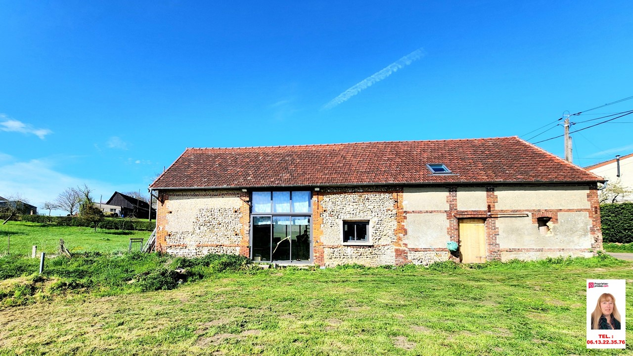 LONGCHAMPS Exclusivité - Longchamps proche Etrépagny - Belle grange restaurée de 124 m2 - 3 chambres - sur 1.145 m2 - Environnement calme - Prix : 206.500 1