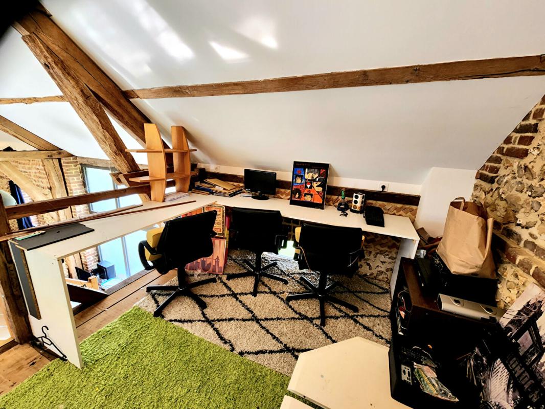 LONGCHAMPS Exclusivité - Longchamps proche Etrépagny - Belle grange restaurée de 124 m2 - 3 chambres - sur 1.145 m2 - Environnement calme - Prix : 206.500 14