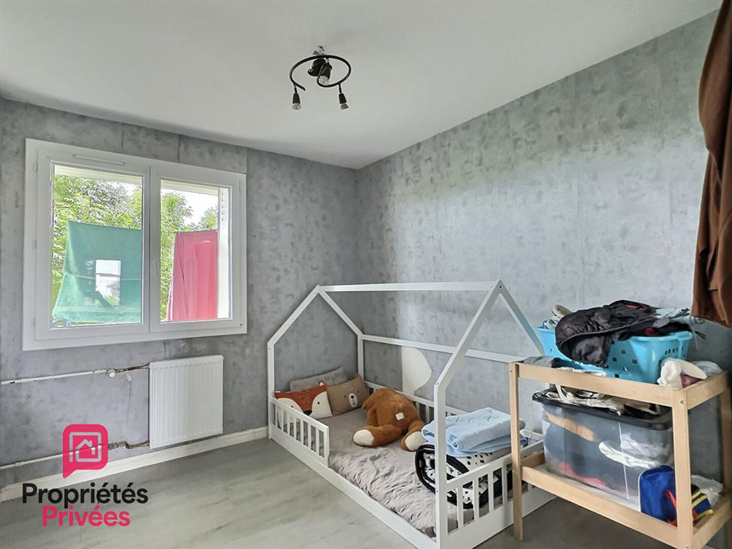 MARMANDE T4 traversant  67 m² - double balcon - vendu loué - rénovation globale énergétique absorbée 3