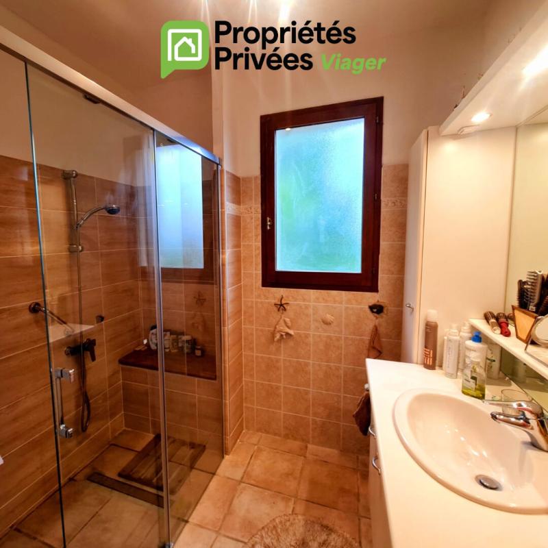 CONCOULES Immeuble Concoules 6 pièce(s) 160 m2 15