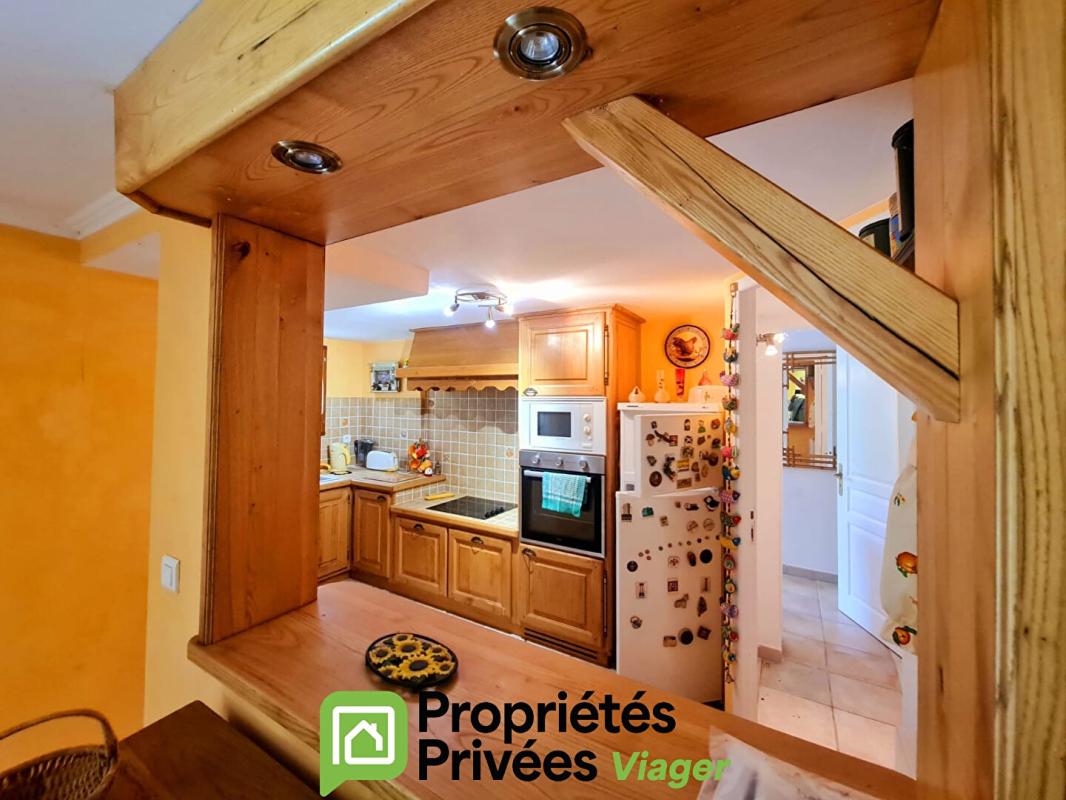 CONCOULES Immeuble Concoules 6 pièce(s) 160 m2 7