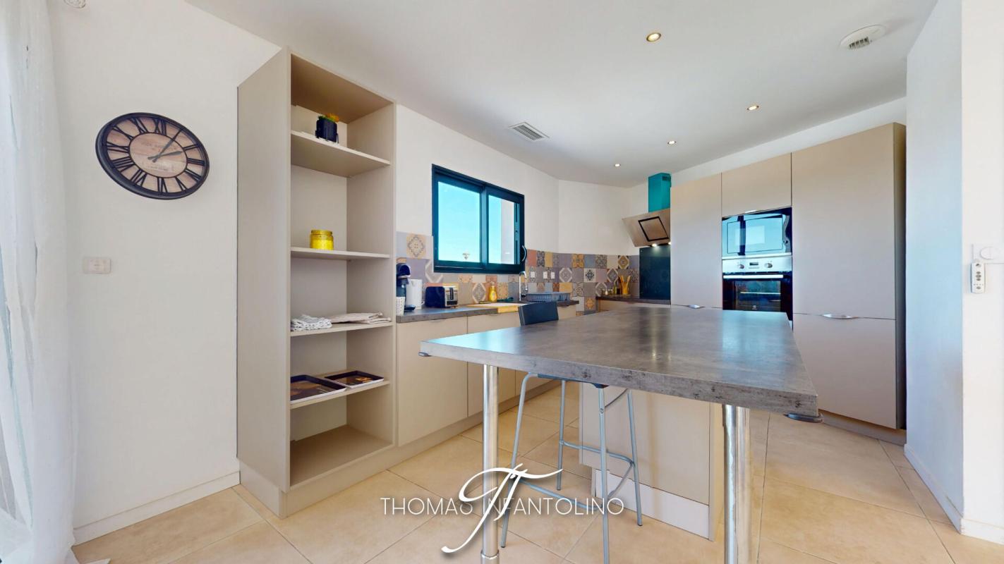 CARCASSONNE PLAIN PIED - VUE PANORAMIQUE - 3 CHAMBRES - SALLE DE BAINS - SALLE D'EAU 8