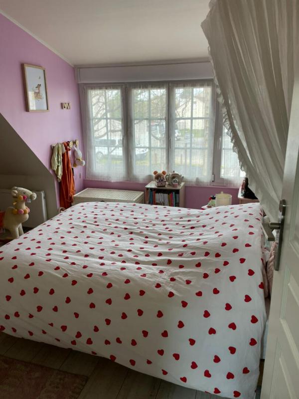 CHATEAUROUX Maison d'habitation 120 m2 + 4 chambres + dépendances + jardin 10