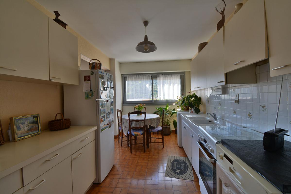 LES VANS Appartement 4 pièce(s) 68.3 m2 3