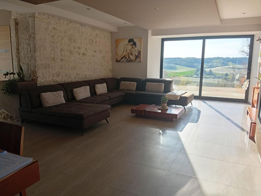 CAZES-MONDENARD Maison de charme  ! Vue panoramique & prestations haut de gamme 4