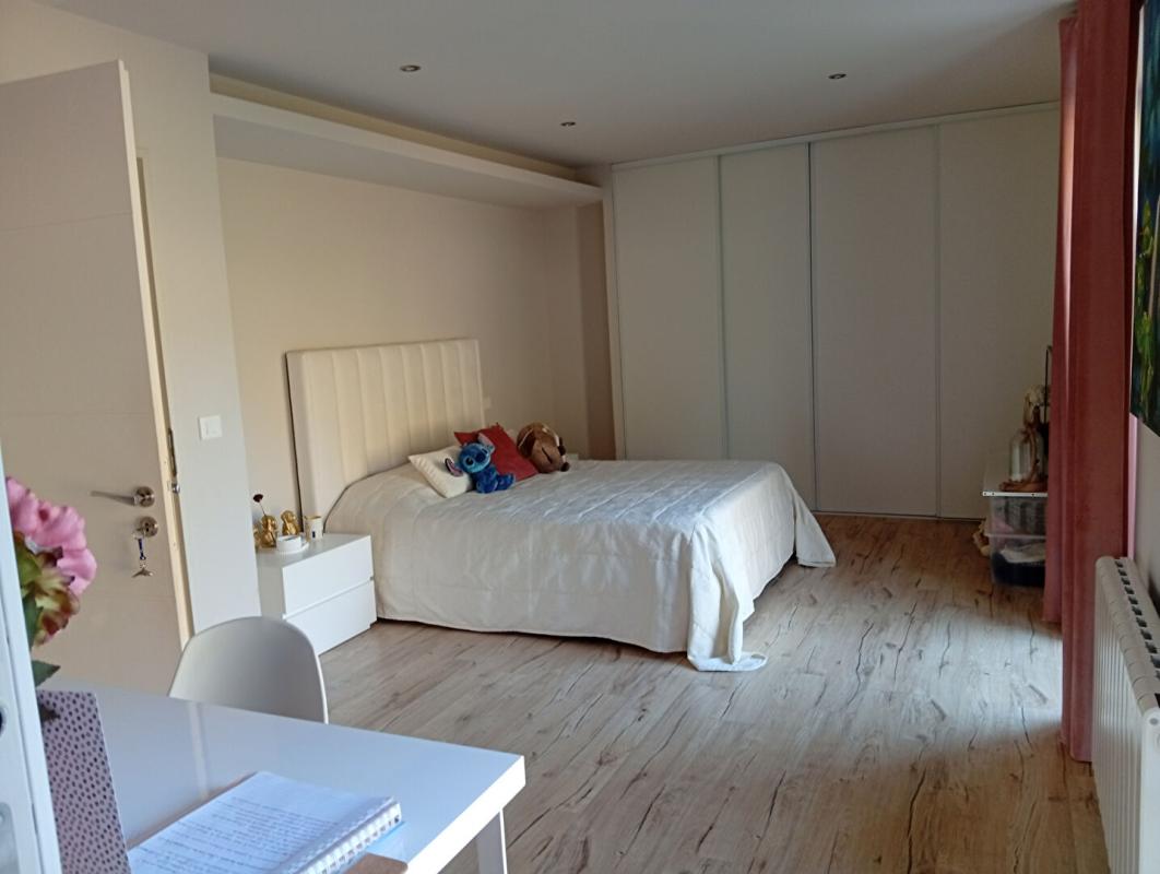 CAZES-MONDENARD Maison de charme  ! Vue panoramique & prestations haut de gamme 7