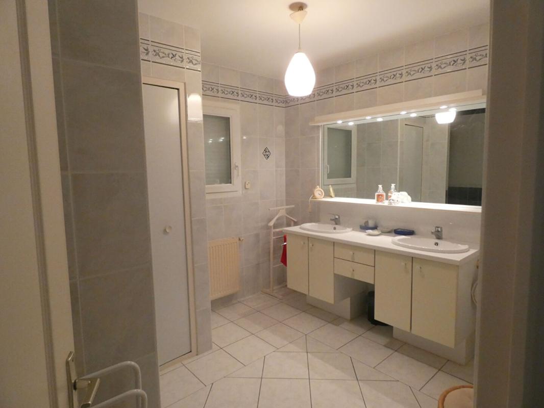 GUERANDE Belle maison contemporaine de 1997 6