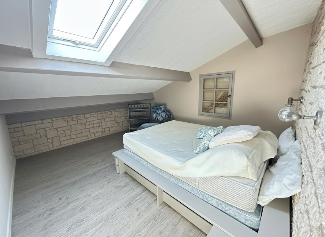 LAURIS Villa Provençale avec Piscine, Calme Absolu et Aucun Vis-à-Vis  Exclusivité Lauris 16