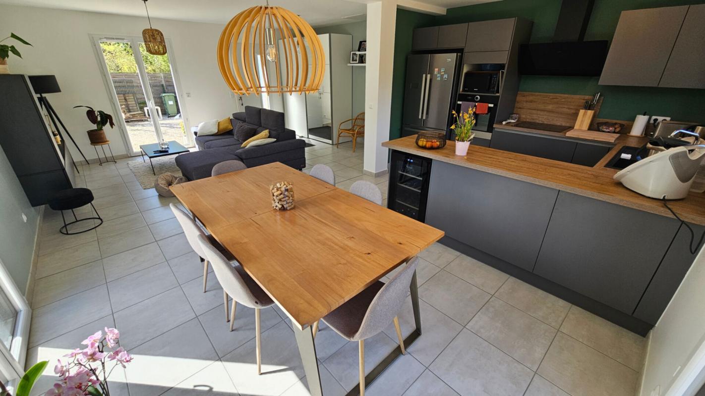 HOUDAN Houdan 7 mn / Proche Gambais / Maison de plain-pied récente sous garantie décennale 5