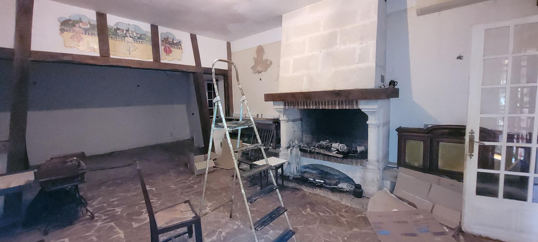 MANTES-LA-JOLIE MAISON  A REHABILITER a FONTENAY SAINT PERE 7